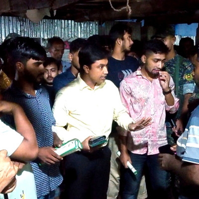 নড়াইলে  বিশেষ টাস্কফোর্স অভিযানে ৫ ব্যবসায়ীকে সাড়ে ১১ হাজার টাকা  জরিমানা