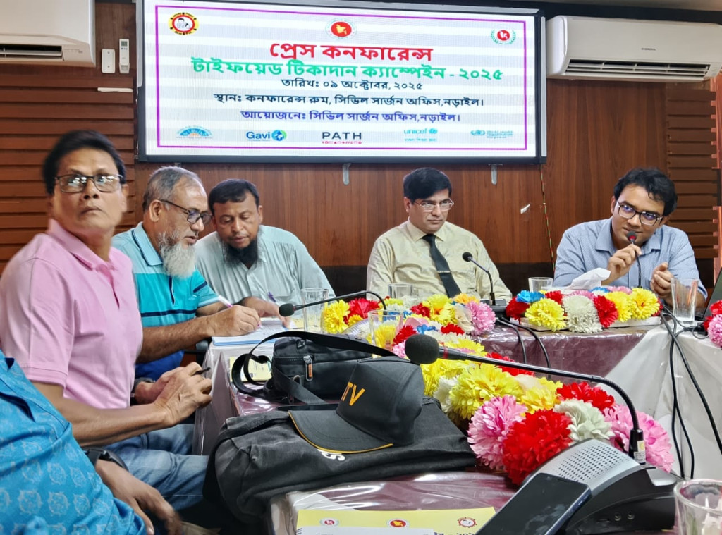 নড়াইলে টাইফয়েড টিকাদান ক্যাম্পেইন ২০২৫: টিকা পাবে দুই লাখের বেশি শিশু