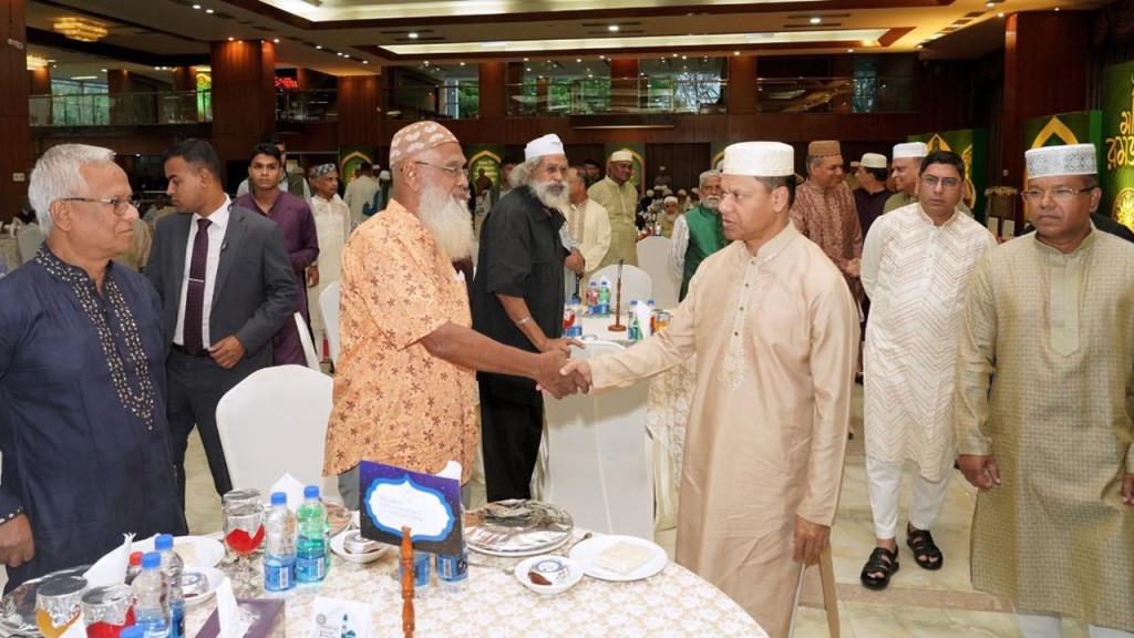 যুদ্ধাহত মুক্তিযোদ্ধাদের সম্মানে ইফতার ও নৈশভোজ