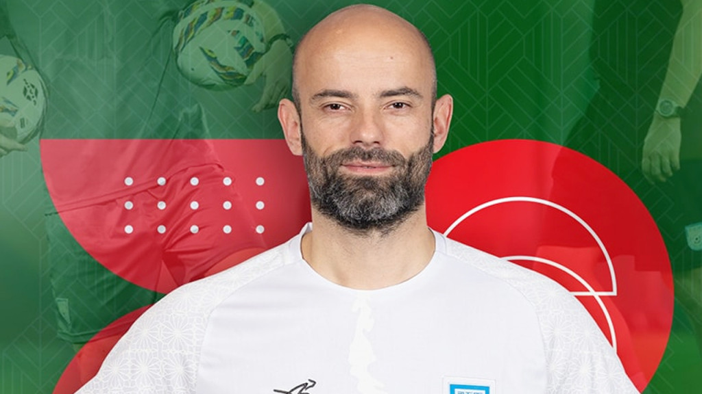 হ্যাভিয়েরের রেকর্ড প্রকাশ বাফুফের, সমর্থকদের বিদ্রুপ