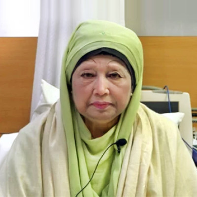 বিএনপি চেয়ারপারসন খালেদা জিয়া সাড়ে ৪ বছরে ৪৭৯ দিনই হাসপাতালে ছিলেন!