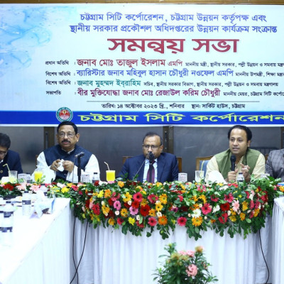 চট্টগ্রামের জলাবদ্ধতা নিয়ে স্থানীয় সরকারমন্ত্রীর ক্ষোভ প্রকাশ