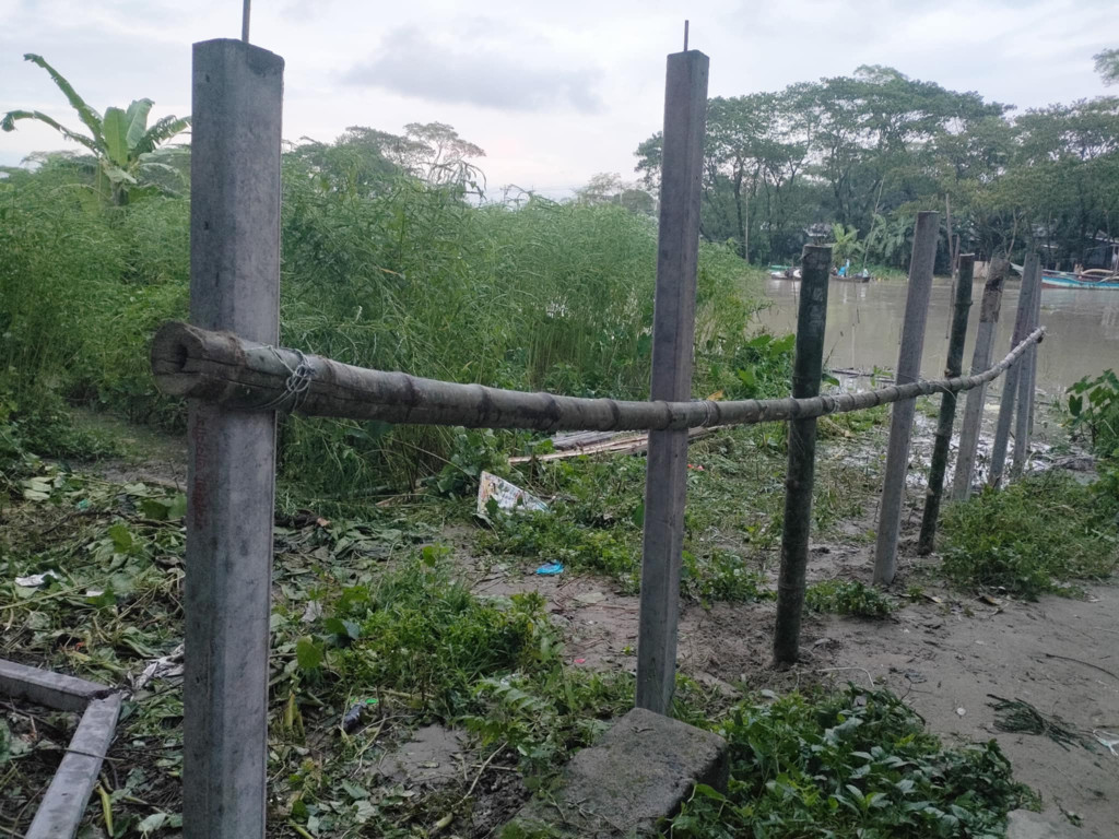 শরীয়তপুরের ভেদরগঞ্জে নিরীহ কৃষকের জমি দখলের চেষ্টা