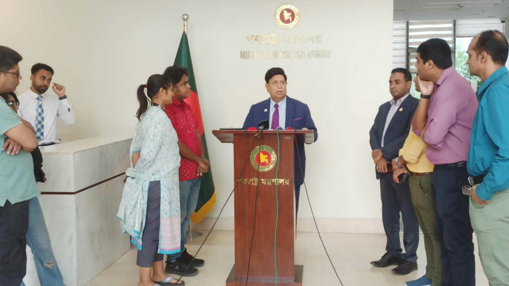 বাংলাদেশ-ভারত পররাষ্ট্র সচিবের বৈঠকে ভোট ইস্যুতে আলাপ হবে না