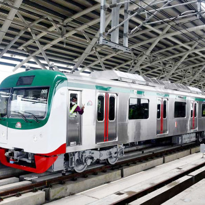 মেট্রোরেলে হারানো সন্তানকে ফিরিয়ে দিলো এমআরটি পুলিশ