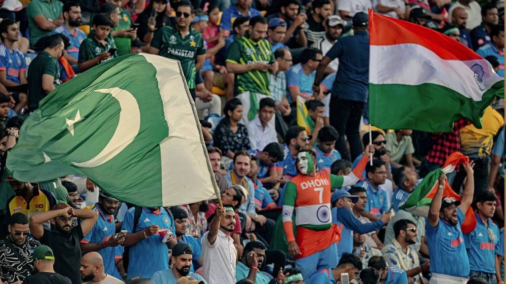 সোয়া তিন লাখ টাকায় পাক-ভারত ম্যাচের ভুয়া টিকিট বিক্রি