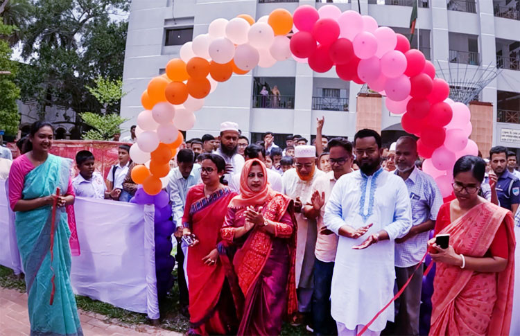 নড়াইলে তিনদিনব্যাপী ভূমি মেলা শুরু, জনসচেতনতায় নানা আয়োজন