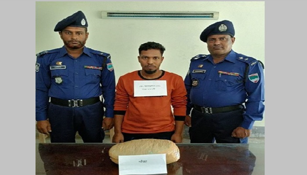 নড়াইলে ২ কেজি গাঁজাসহ যুবক আটক