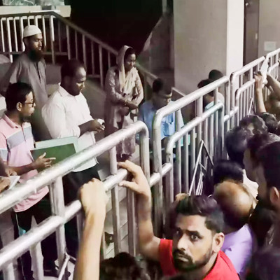 সপ্তাহজুড়ে সংঘর্ষের পর স্বাভাবিক হচ্ছে বাংলাদেশ, নিহত প্রায় ২০০: এপি