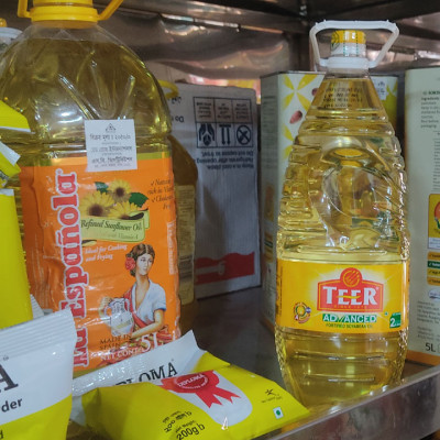 বাজারে ফিরছে বোতলজাত সয়াবিন, কিছুটা কেটেছে সংকট