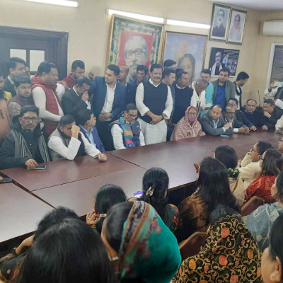 সংরক্ষিত আসনের মনোনয়নপ্রত্যাশীদের সঙ্গে ওবায়দুল কাদেরের বৈঠক