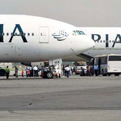 পাকিস্তান: পিআইএর পাইলট-কেবিন ক্রুদের রোজা না রাখার নির্দেশ