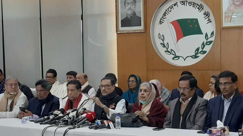 যাকে নিয়ে বিএনপি রং দেখাল সেই পিটার হাসও অভিনন্দন জানাল