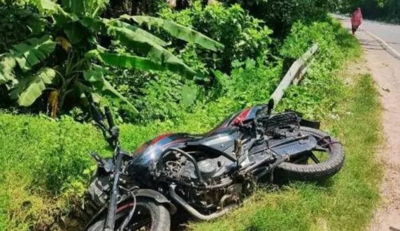গোপালগঞ্জে মটরসাইকেল নিয়ন্ত্রণ হারিয়ে নিহত ১