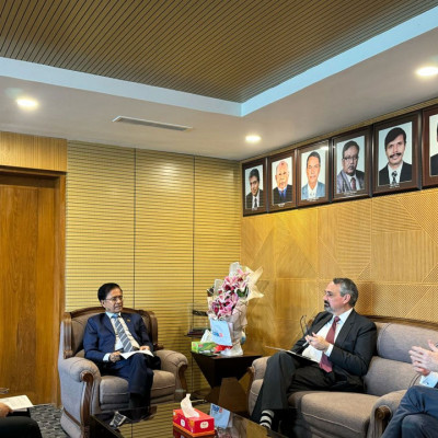 দেশের টেলিযোগাযোগ খাতে বিনিয়োগে যুক্তরাষ্ট্র এগিয়ে আসবে