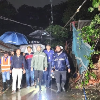 চট্টগ্রামে পাহাড় ধসের আশঙ্কায় নিরাপদ আশ্রয়ে ২৫০ পরিবার