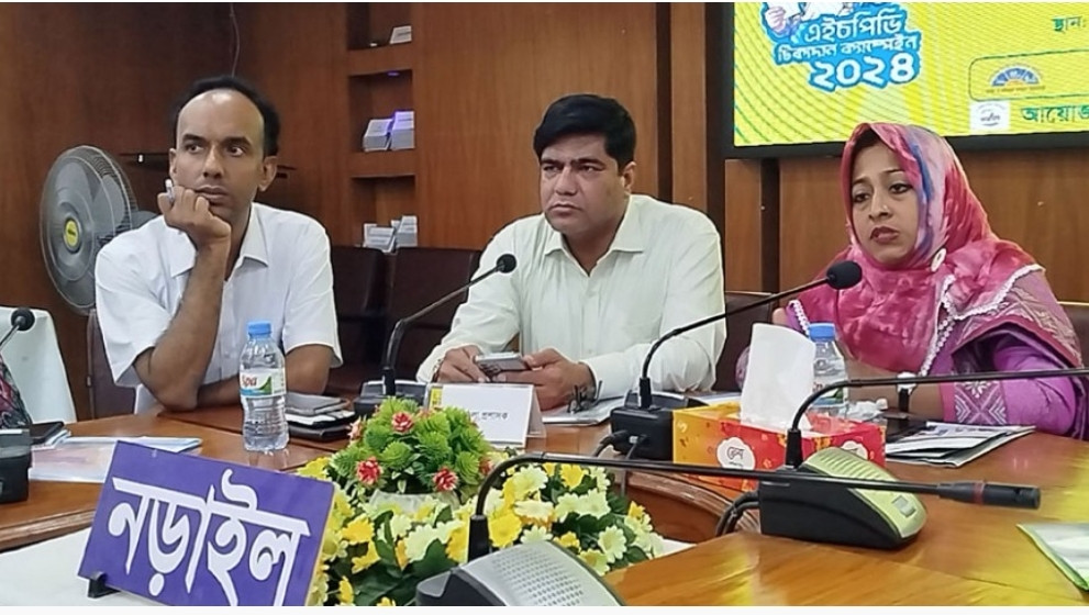 নড়াইলে মাসব্যাপী ‘এইচপিভি টিকাদান’ কার্যক্রম শুরু