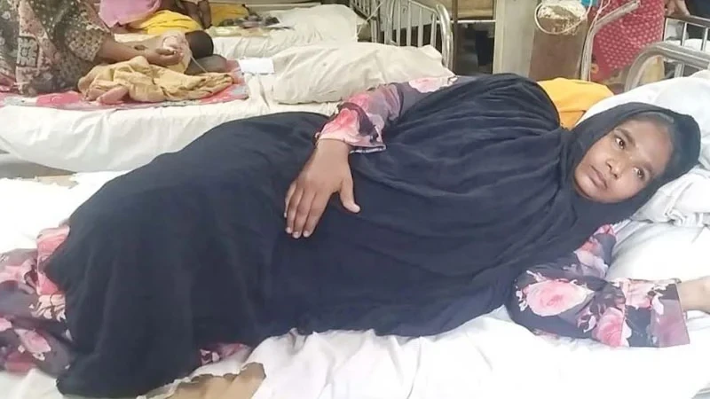 গর্ভের সন্তান নড়ছে না, নিরাপত্তা নিয়েও চিন্তিত গৃহবধূ