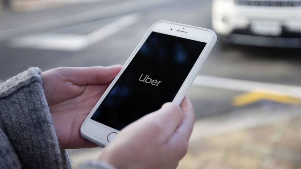 উবারে ৬২ টাকার ভাড়া এলো সাড়ে ৭ কোটি!