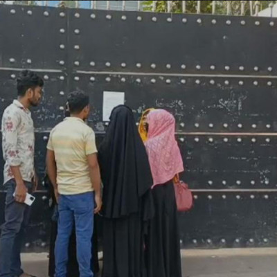 শ্রমিক আন্দোলনের মুখে অনির্দিষ্টকালের জন্য শতাধিক কারখানা বন্ধ