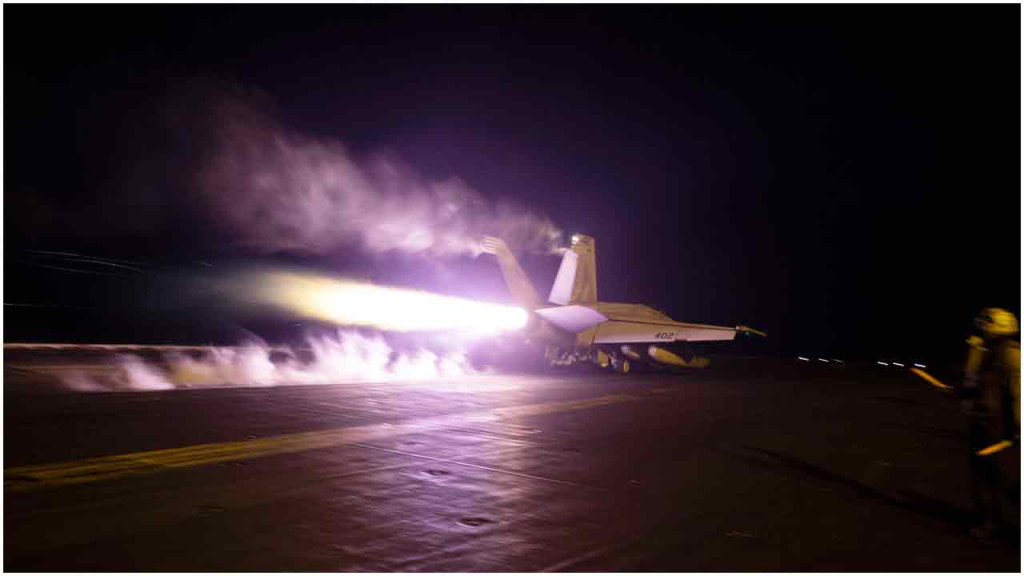 মার্কিন ও ব্রিটিশ নাগরিকদের ইয়েমেন ছাড়ার নির্দেশ